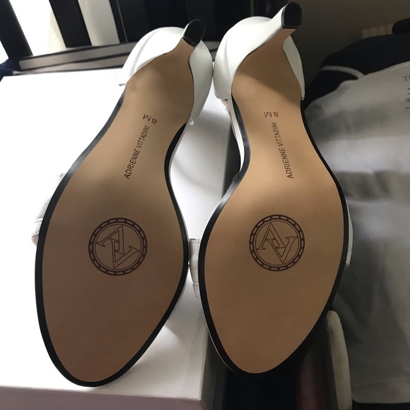 Adrienne Vittadini - Picture 2 of 2